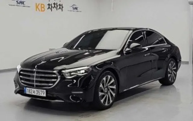 국민법원중고차 E-클래스 W214 E300 4MATIC 매물 사진 17 - 2025/09 21,892km