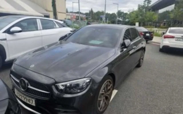 국민법원중고차 E-클래스 W213 E220d 4MATIC AMG라인 매물 사진 11 - 2022/10 75,546km